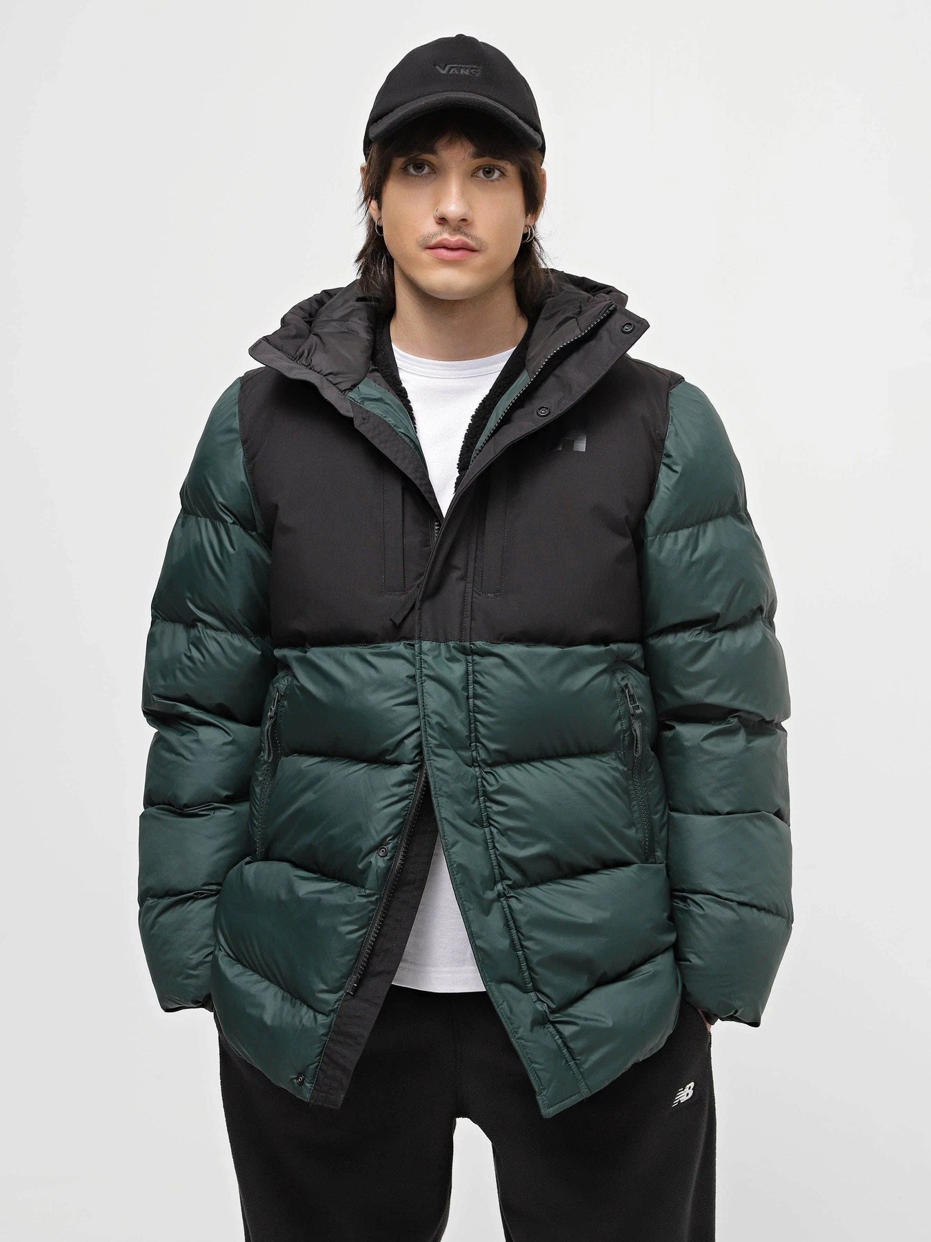 Куртки та дублянки Helly Hansen Active Puffy модель 53522-495 Куртки та дублянки Helly Hansen Active Puffy модель 53522-495 Фото