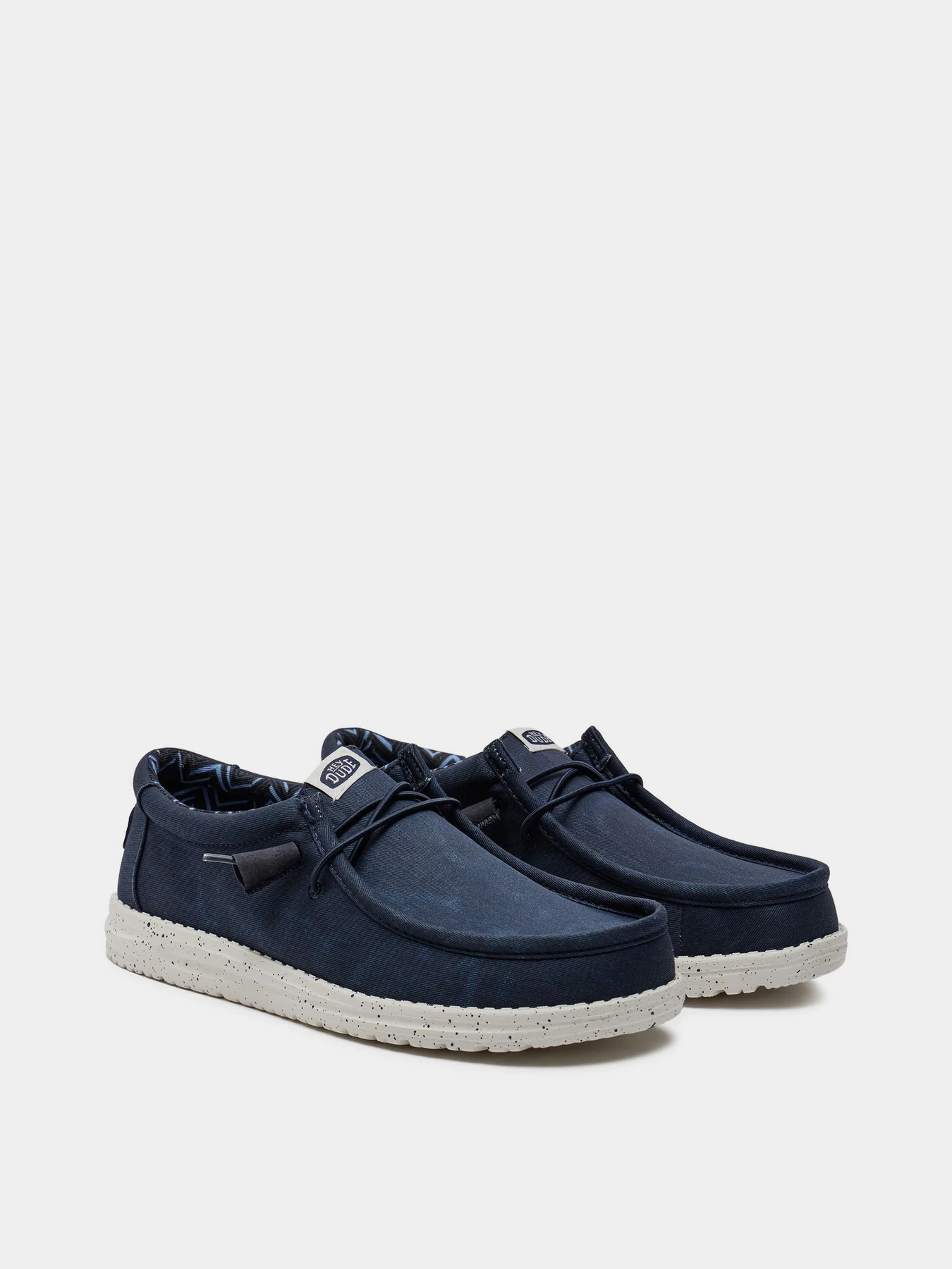 Слипоны и мокасины HEY DUDE WALLY STRETCH CANVAS NAVY модель 40700-410 Слипоны и мокасины HEY DUDE WALLY STRETCH CANVAS NAVY модель 40700-410 Фото