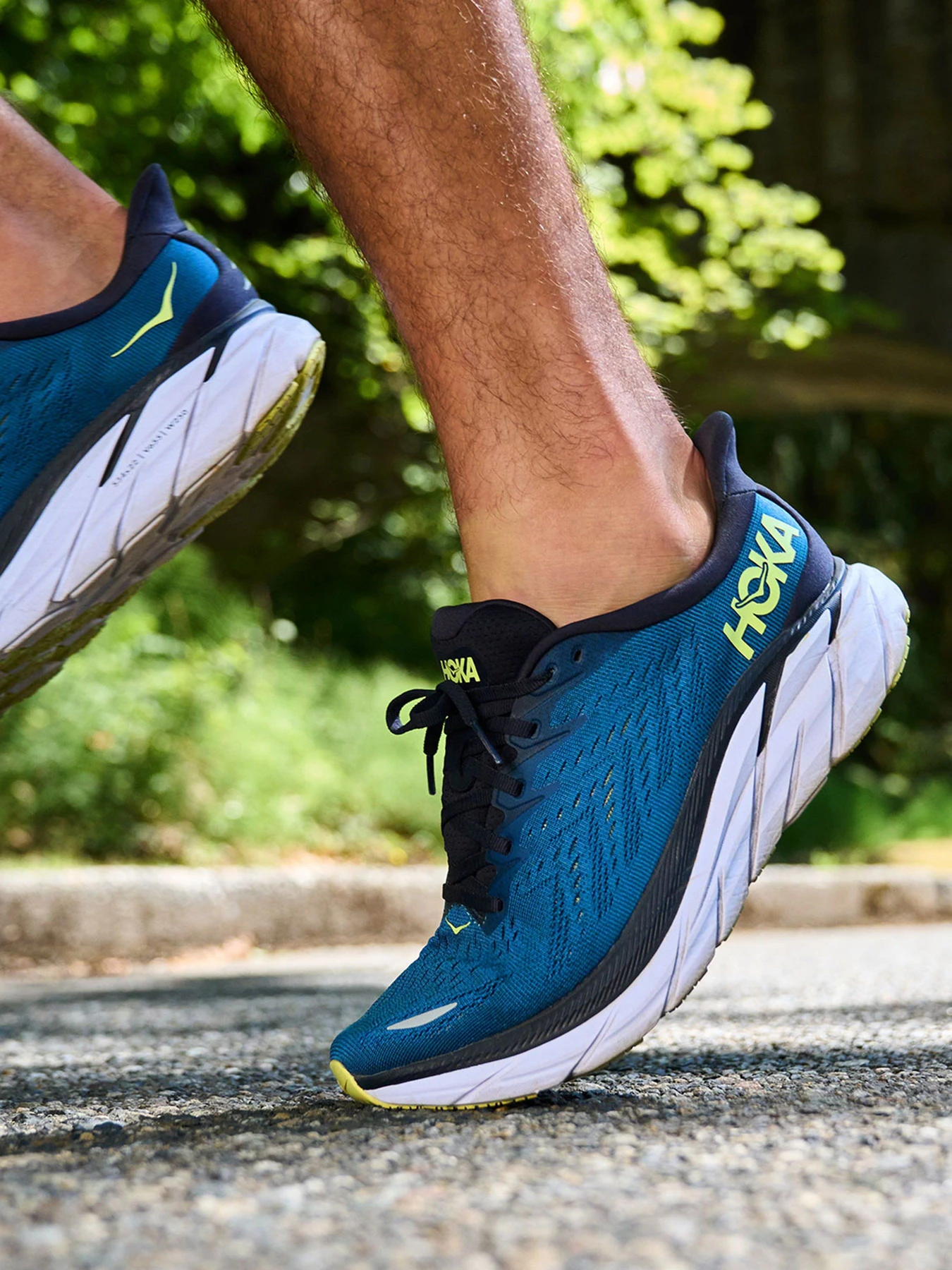 Кроссовки HOKA Clifton 8 модель 1119393-BCBT Кроссовки HOKA Clifton 8 модель 1119393-BCBT Фото
