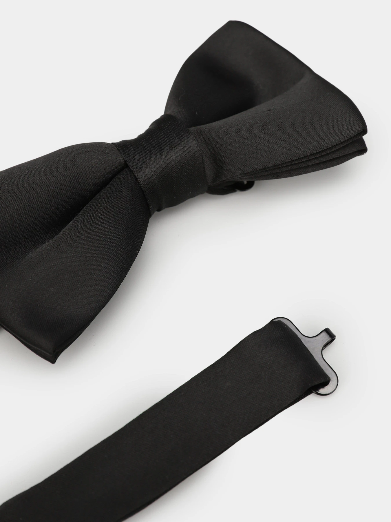 Краватки та метелики H&M модель 0846334_чорний Фото