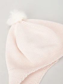 Шапки та кепки H&M модель 0778505_с.бежевий Фото