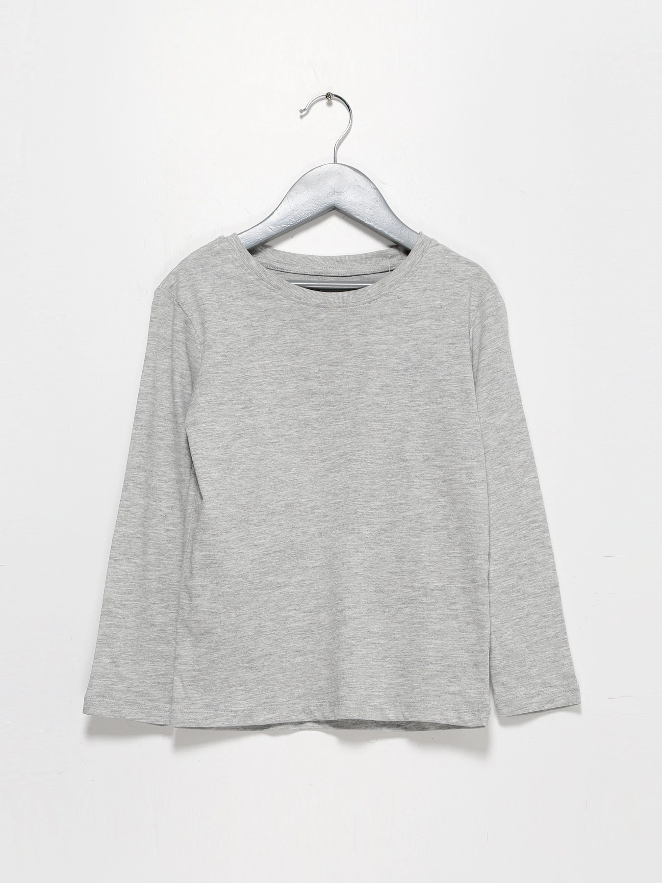 Худи и свитшоты H&M модель 0503569_с.сірий Худи и свитшоты H&M модель 0503569_с.сірий Фото