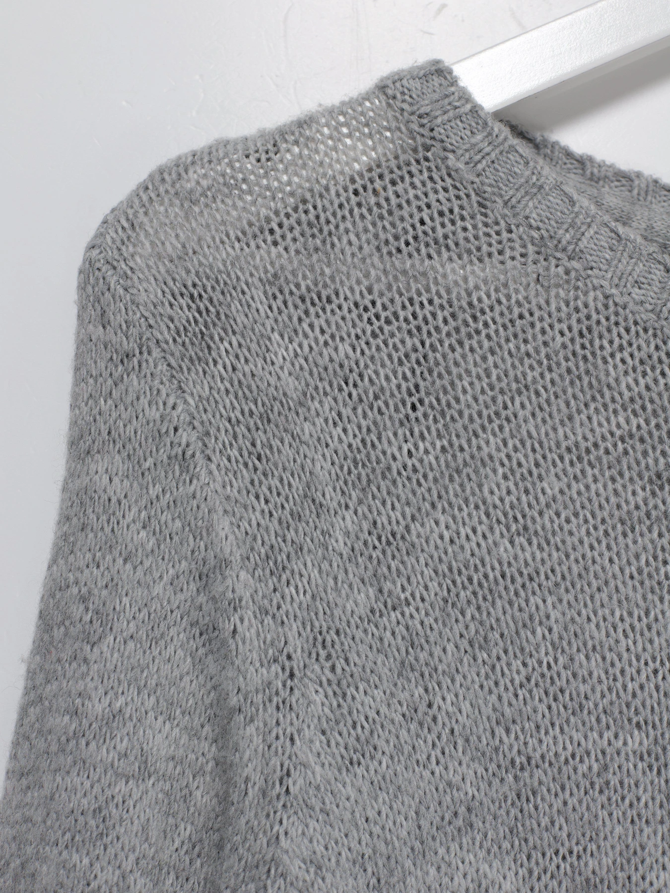 Свитры и кардиганы H&M модель 0410492_сірий Свитры и кардиганы H&M модель 0410492_сірий Фото