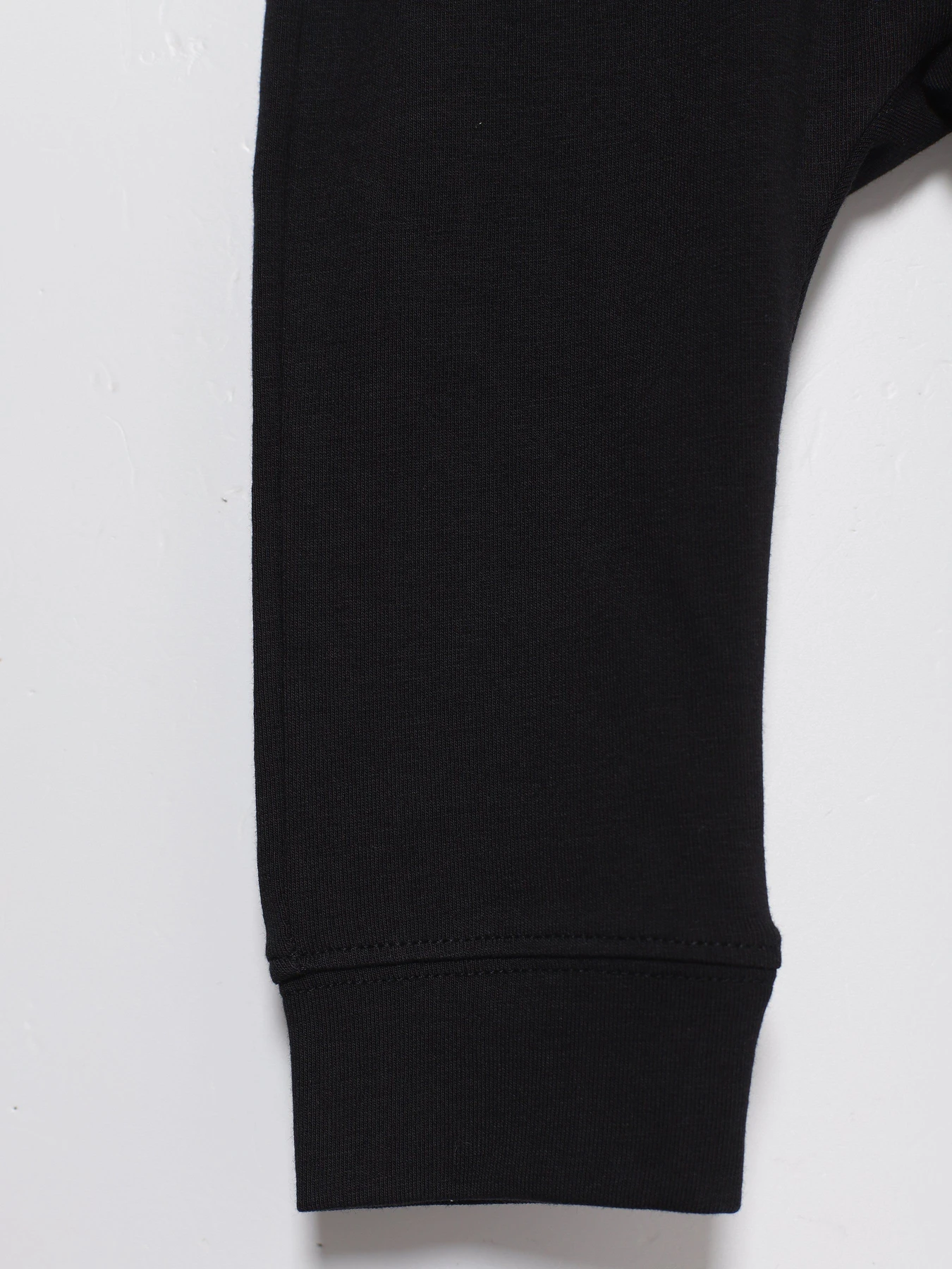 Штани H&M модель 0576134_чорний Штани H&M модель 0576134_чорний Фото