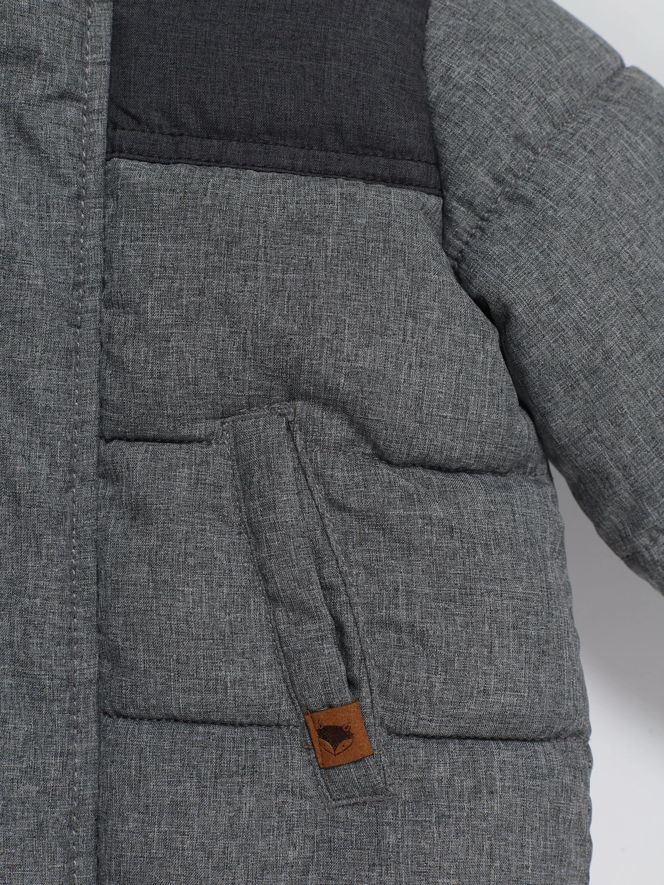 Куртки и дубленки H&M модель 0734916_сірий Куртки и дубленки H&M модель 0734916_сірий Фото