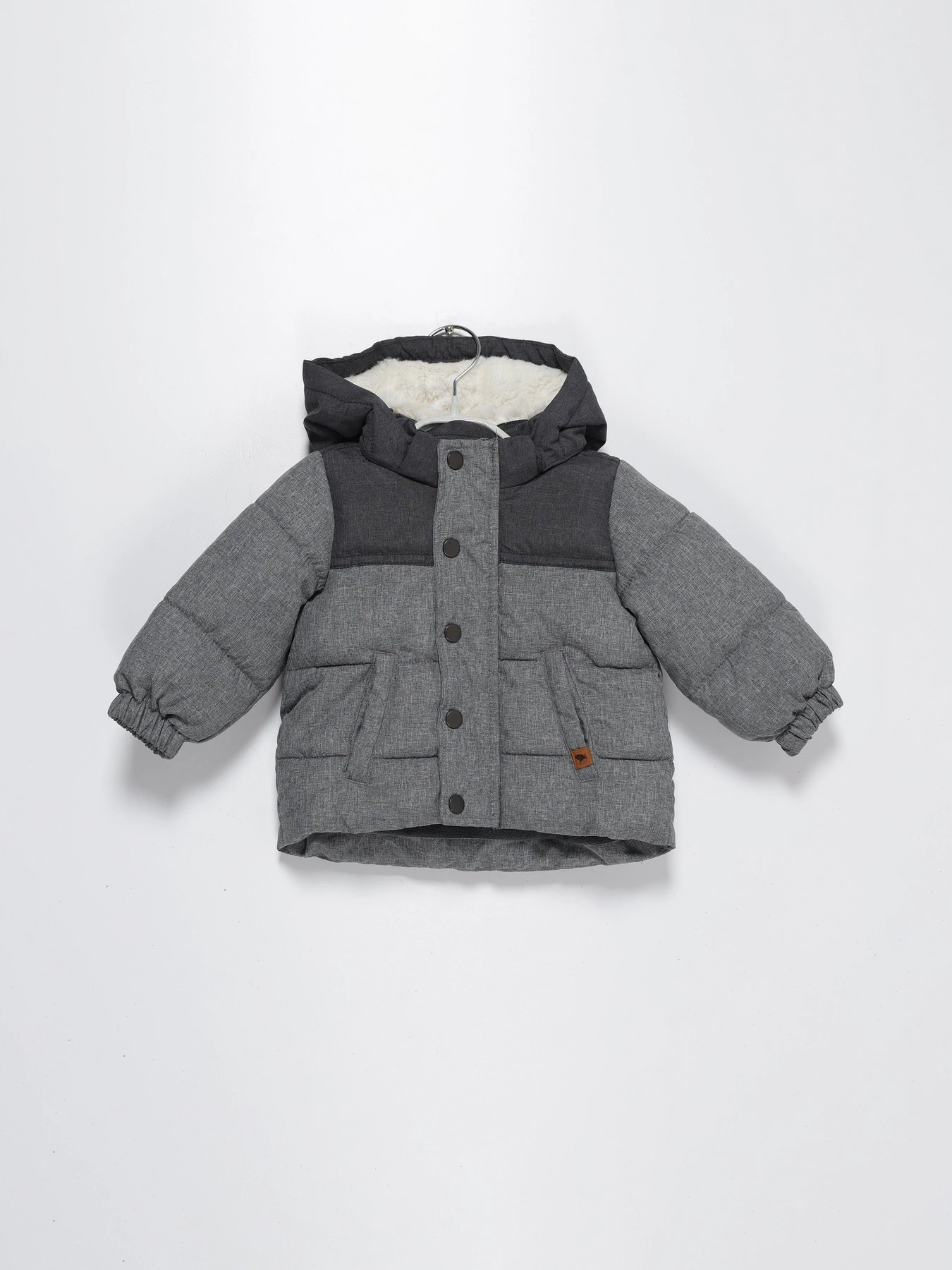 Куртки и дубленки H&M модель 0734916_сірий Куртки и дубленки H&M модель 0734916_сірий Фото
