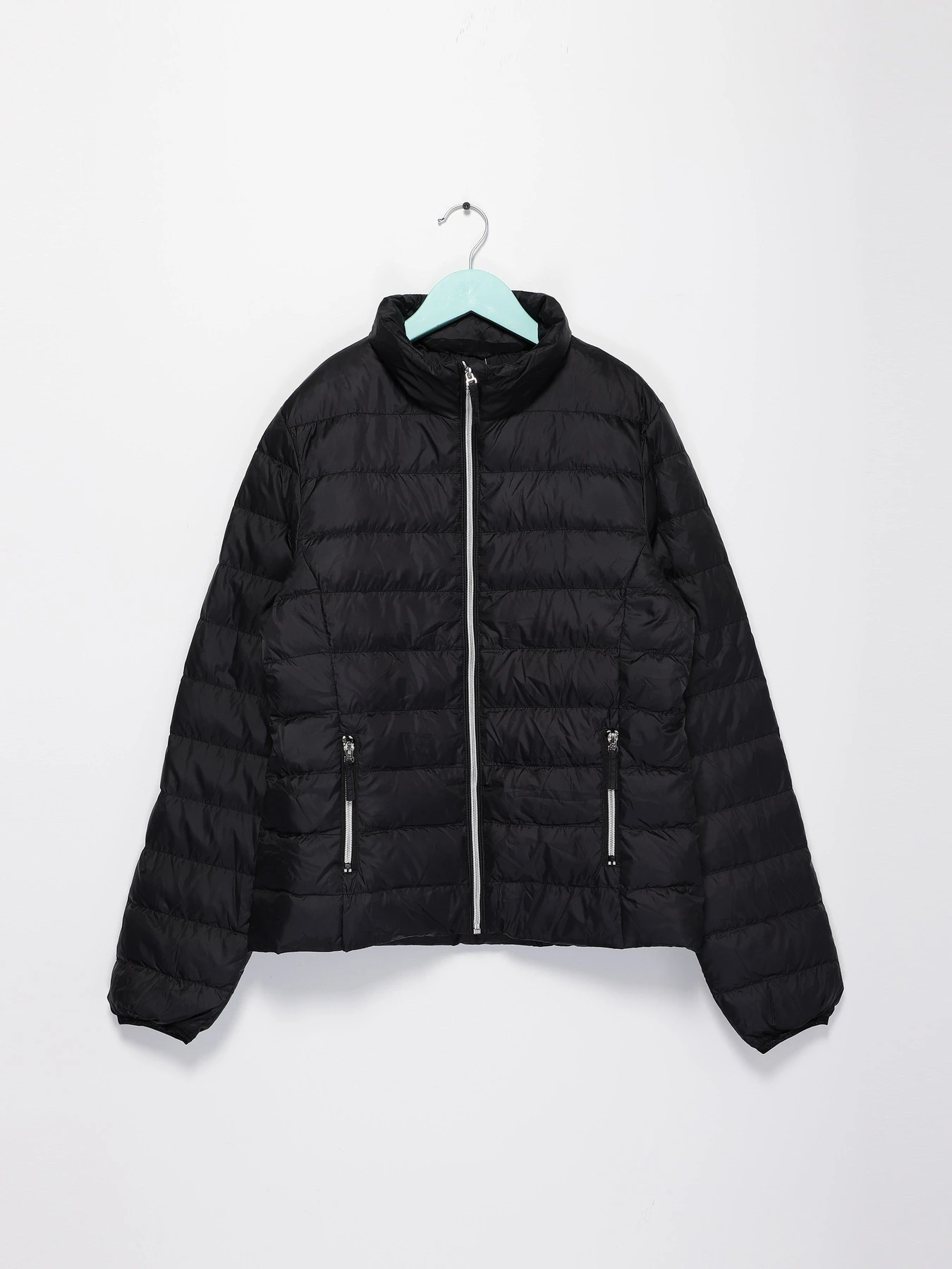 Куртки и дубленки H&M модель 07650461_чорний Куртки и дубленки H&M модель 07650461_чорний Фото