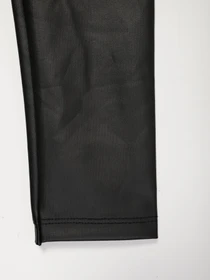 Брюки H&M модель 0327821_чорний Фото