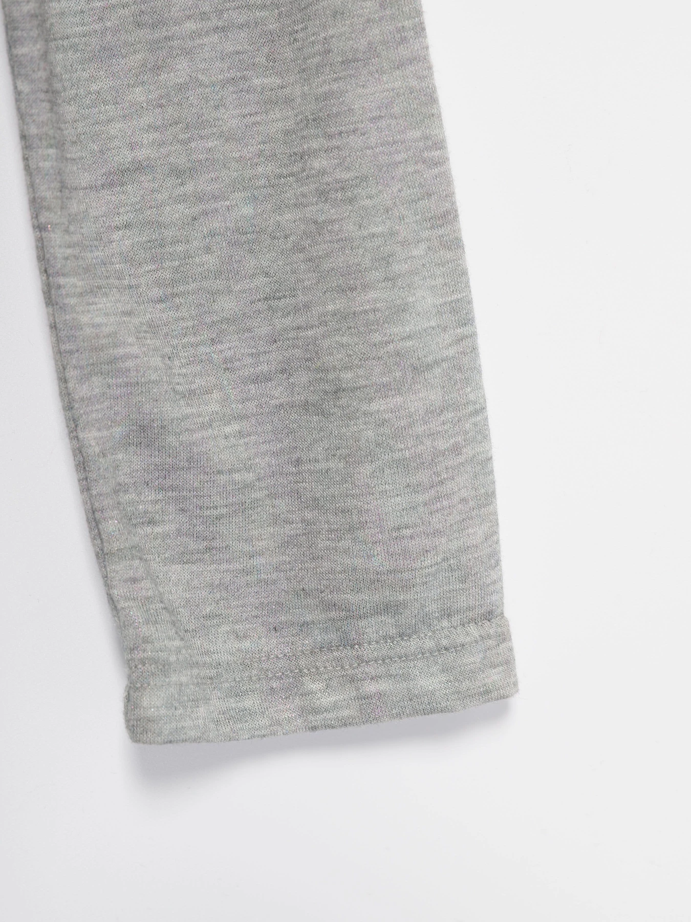Худи и свитшоты H&M модель 0423601_сірий Худи и свитшоты H&M модель 0423601_сірий Фото