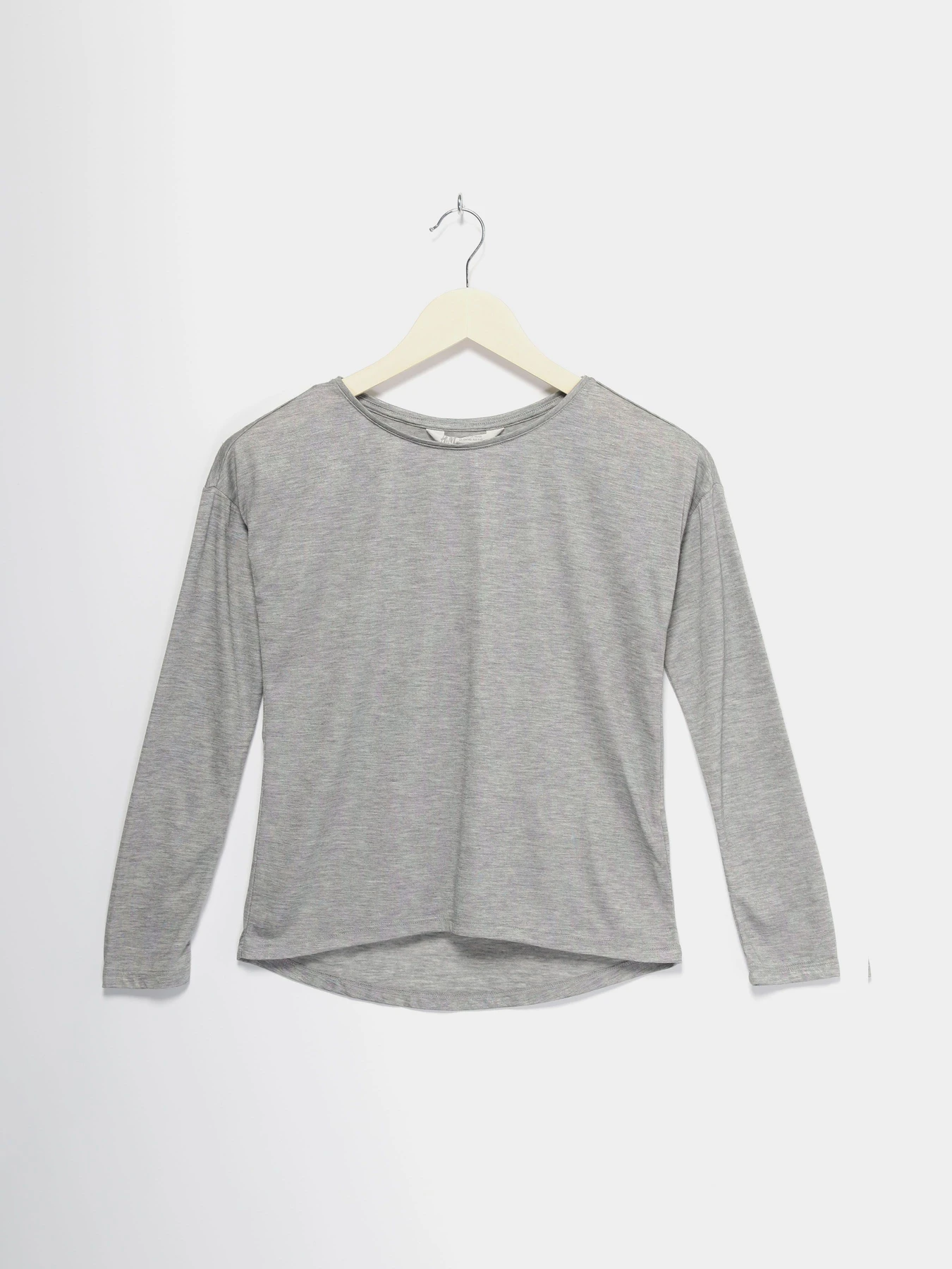 Худи и свитшоты H&M модель 0423601_сірий Худи и свитшоты H&M модель 0423601_сірий Фото