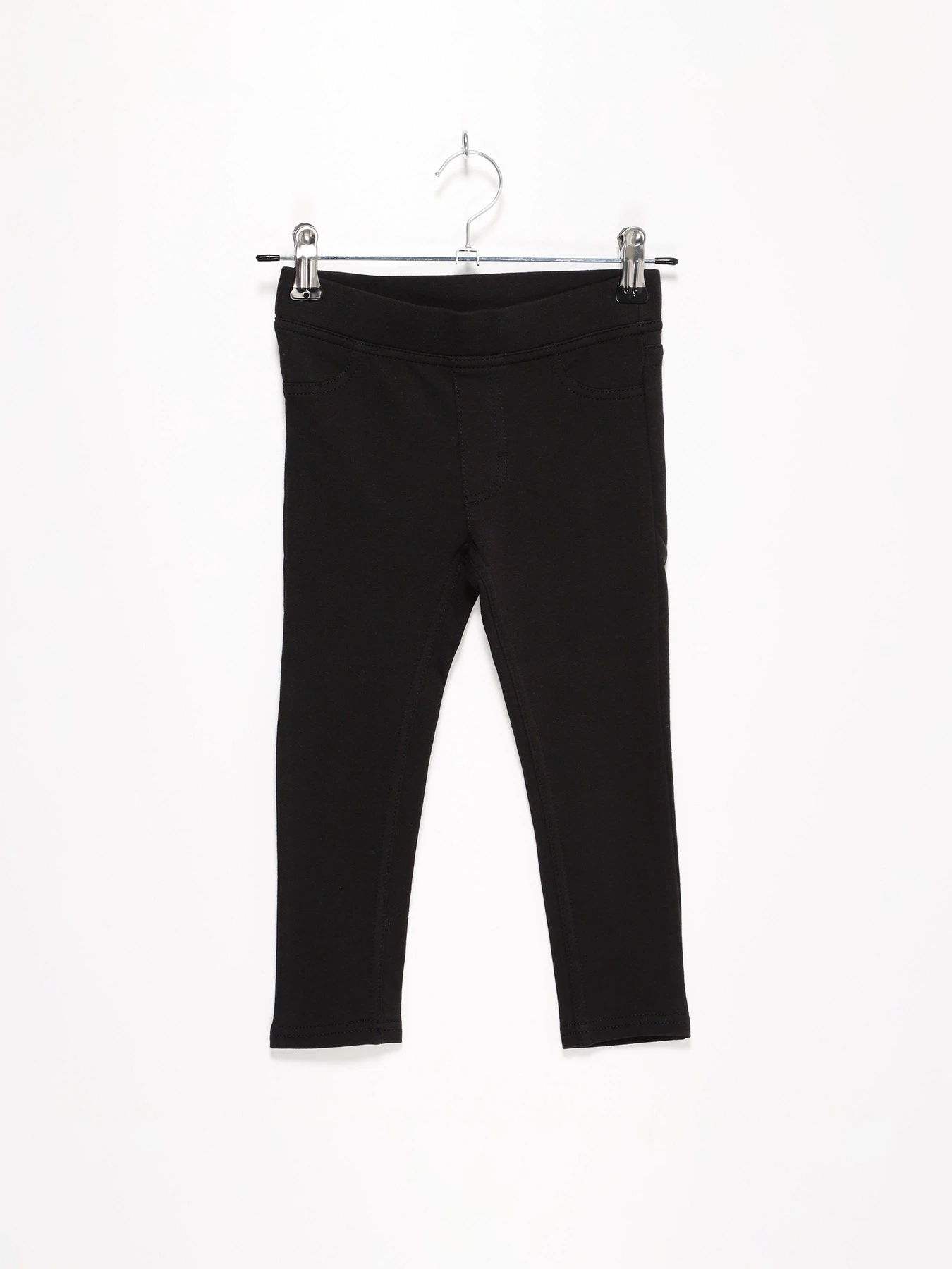 Брюки H&M модель 0553881_чорний Брюки H&M модель 0553881_чорний Фото