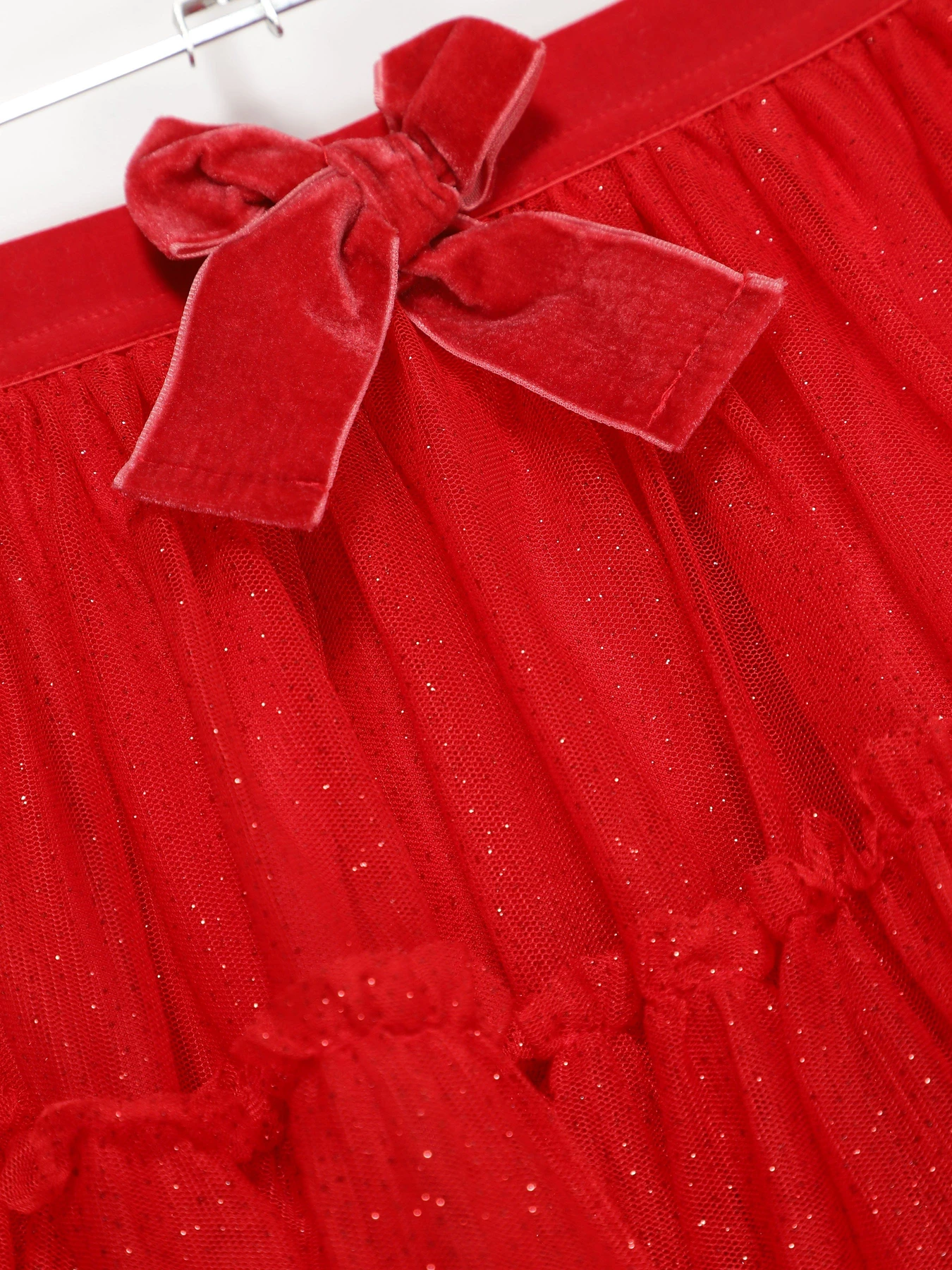 Спідниці H&M модель 0850797_червоний Спідниці H&M модель 0850797_червоний Фото