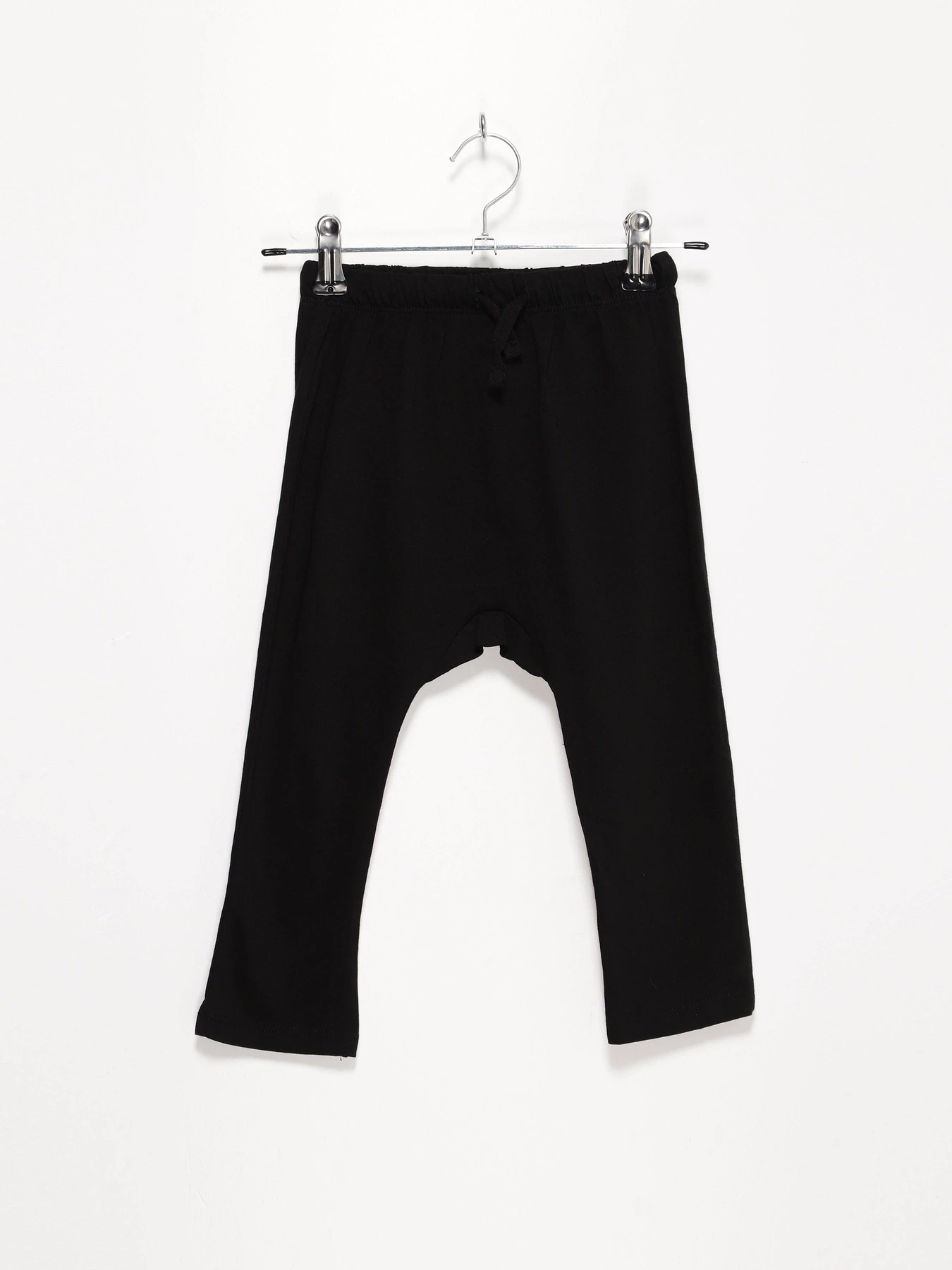 Брюки H&M модель 0866778_чорний Брюки H&M модель 0866778_чорний Фото