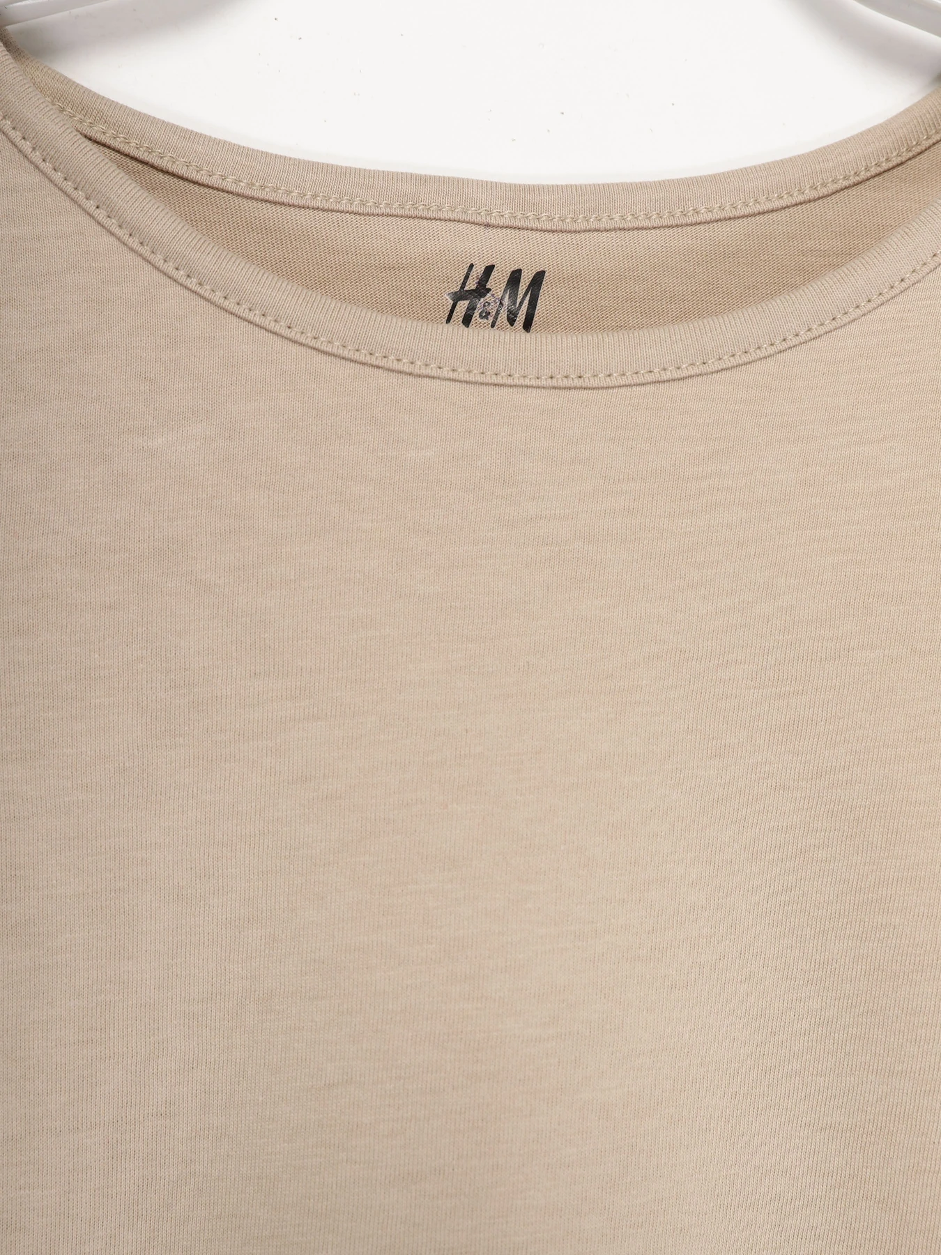 Платья H&M модель 0894489_бежевий Фото