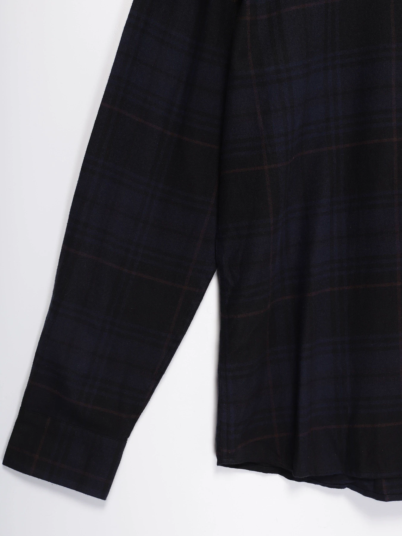 Рубашки H&M модель 0404551_чорний комб. Фото