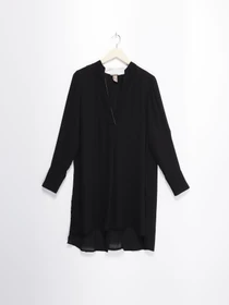 Платья H&M модель 0405374_чорний Фото