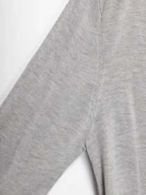 Свитры и кардиганы H&M модель 0414513_сірий Фото