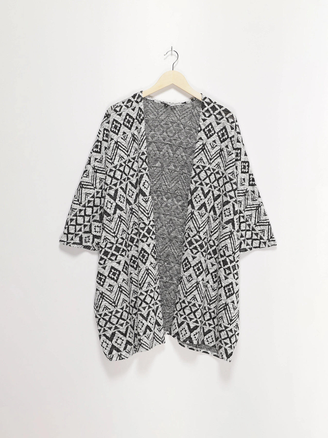 Свитры и кардиганы H&M модель 042271_комб. Свитры и кардиганы H&M модель 042271_комб. Фото