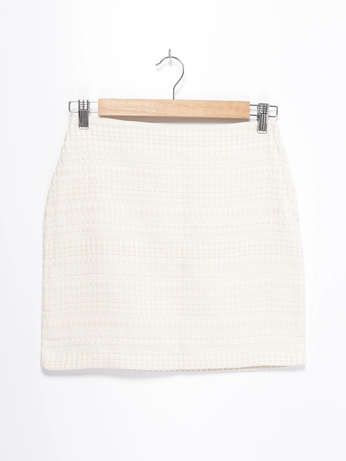 Юбки H&M модель 0426230_молочний Юбки H&M модель 0426230_молочний Фото