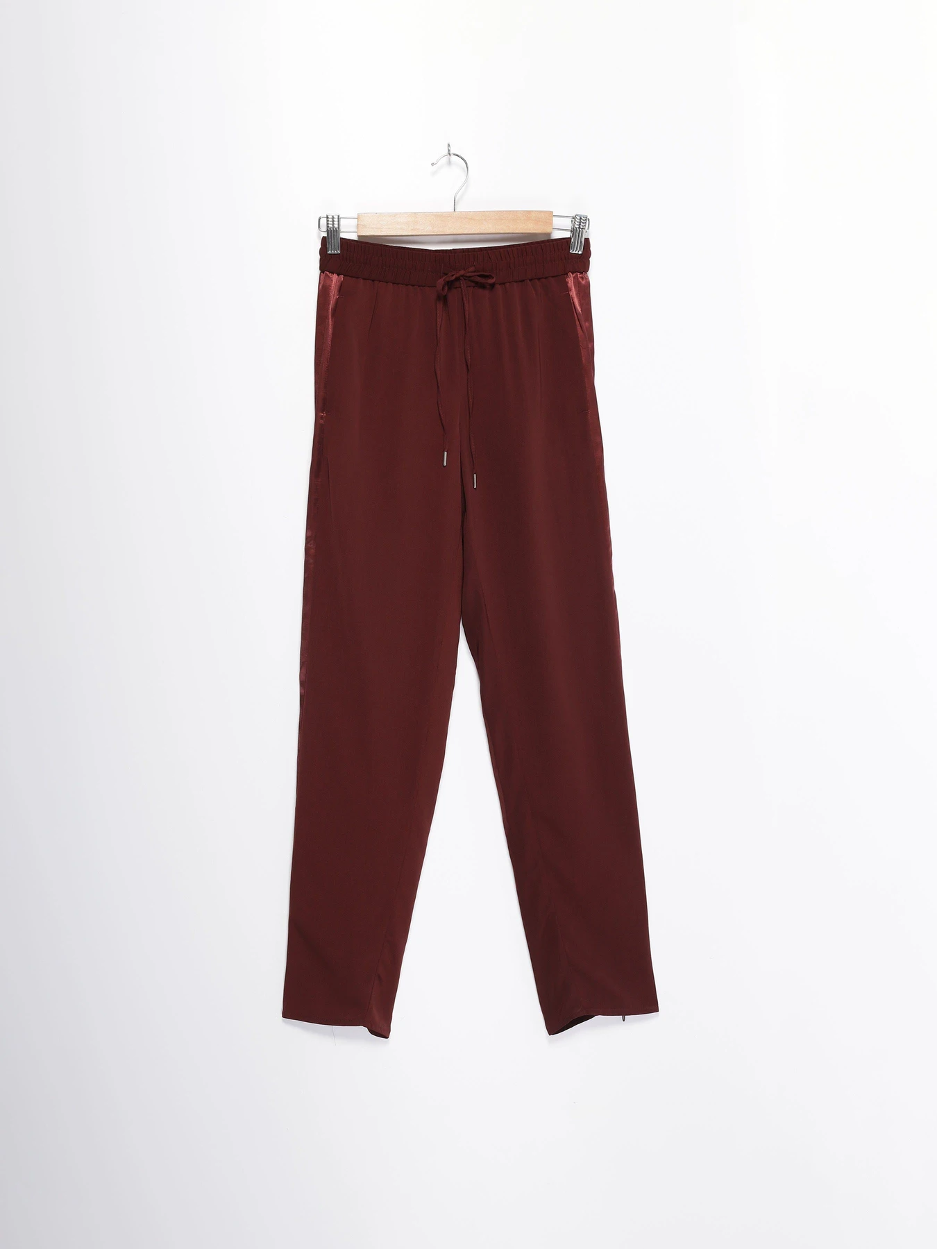 Брюки H&M модель 0429447_бордовий Фото