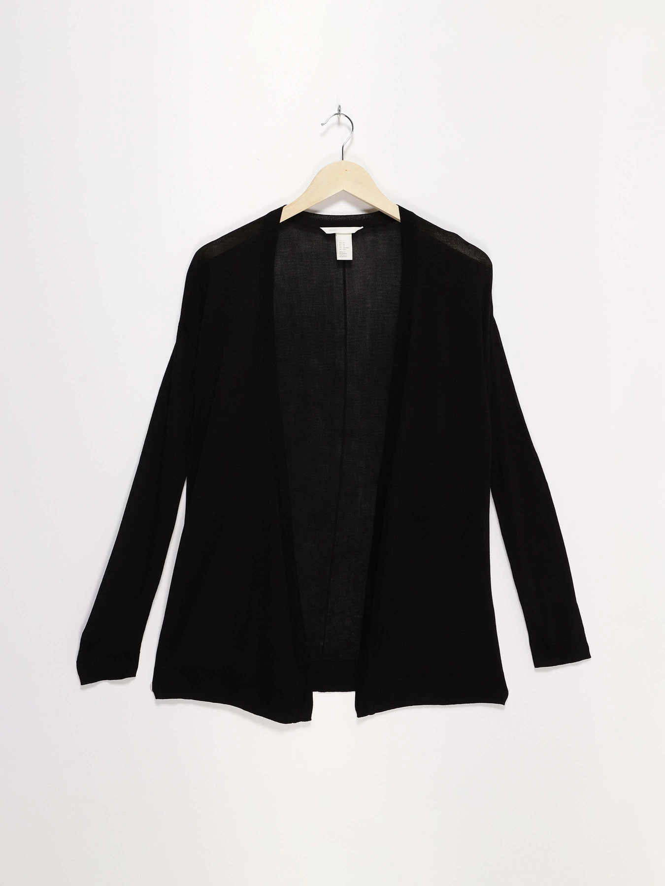Свитры и кардиганы H&M модель 0432856_чорний Свитры и кардиганы H&M модель 0432856_чорний Фото