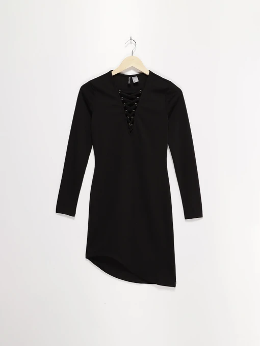 Платья H&M модель 0436250_чорний Фото