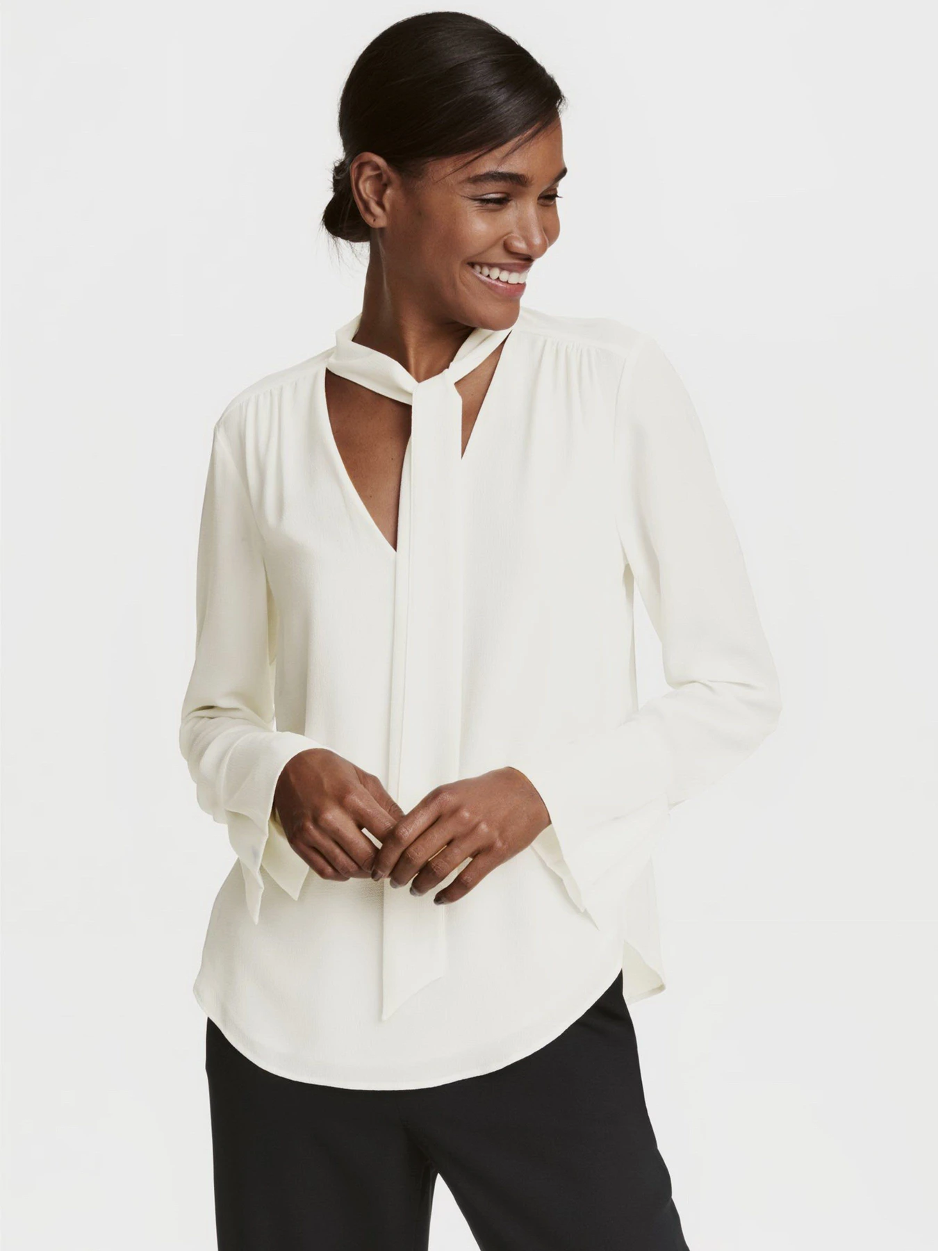 Рубашки H&M модель 0442191_білий Рубашки H&M модель 0442191_білий Фото