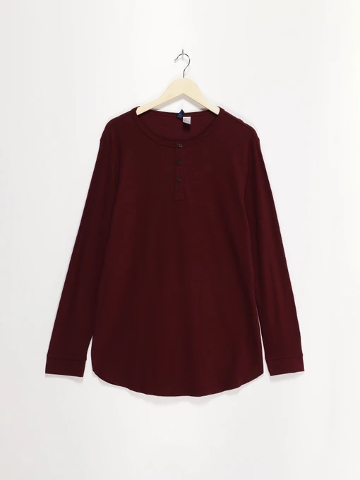 Светри та кардигани H&M модель 0450031_бордовий Фото