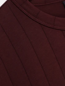 Футболки и поло H&M модель 0456207_т.бордовий Фото