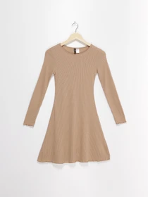 Платья H&M модель 0465117_бежевий Фото