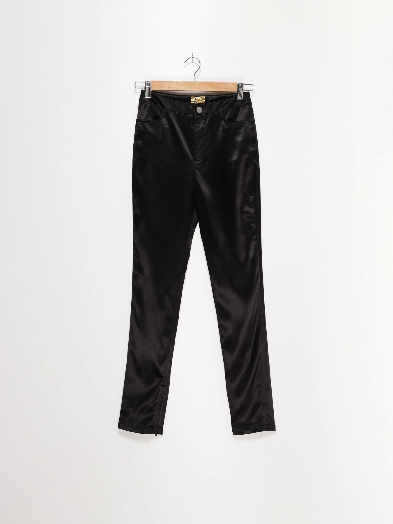 Брюки H&M модель 0467961_чорний Брюки H&M модель 0467961_чорний Фото
