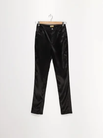 Брюки H&M модель 0467961_чорний Фото
