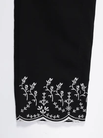 Брюки H&M модель 0476558_чорний з білим Фото