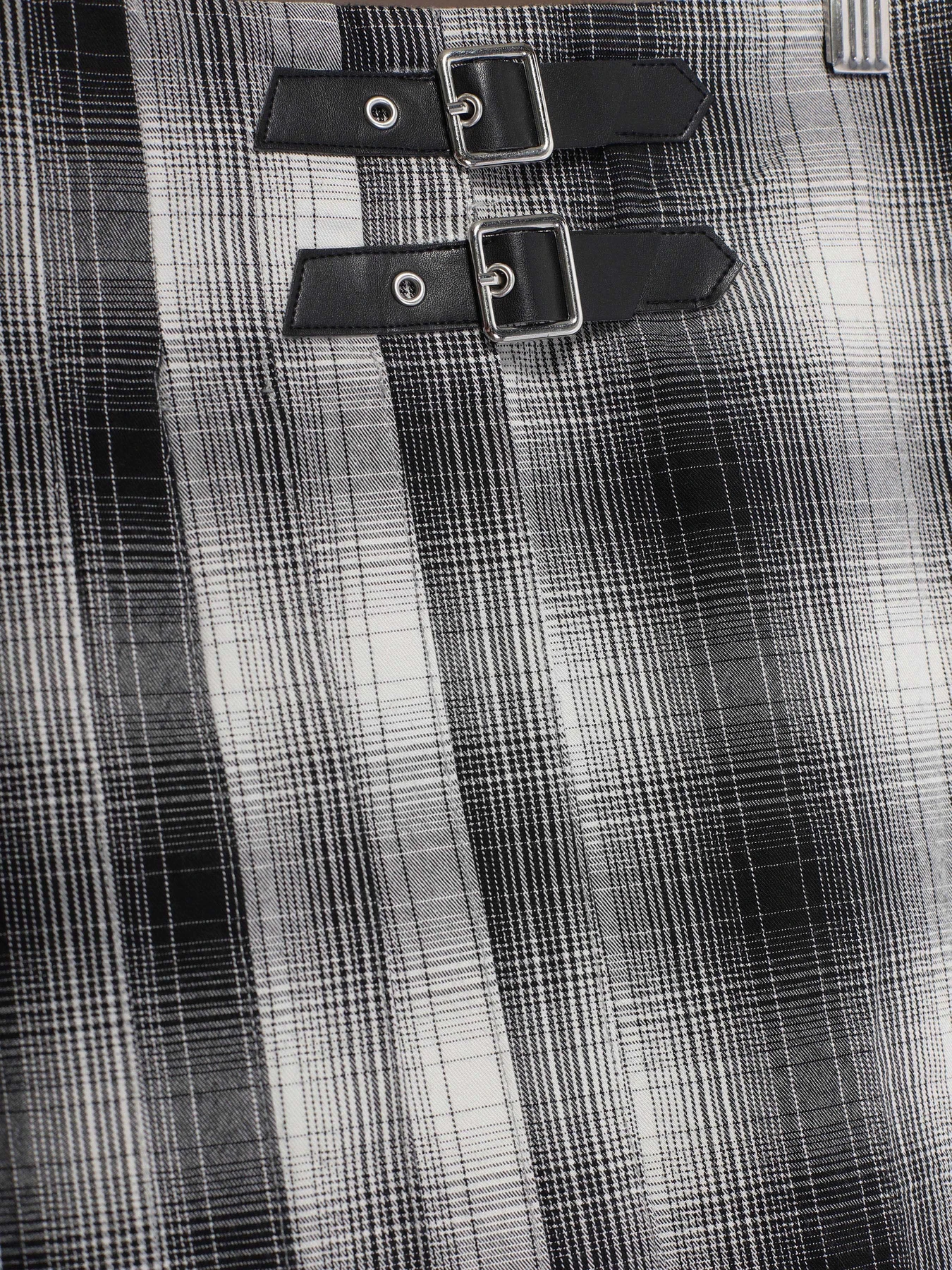 Юбки H&M модель 0496573_сірий комб. Фото