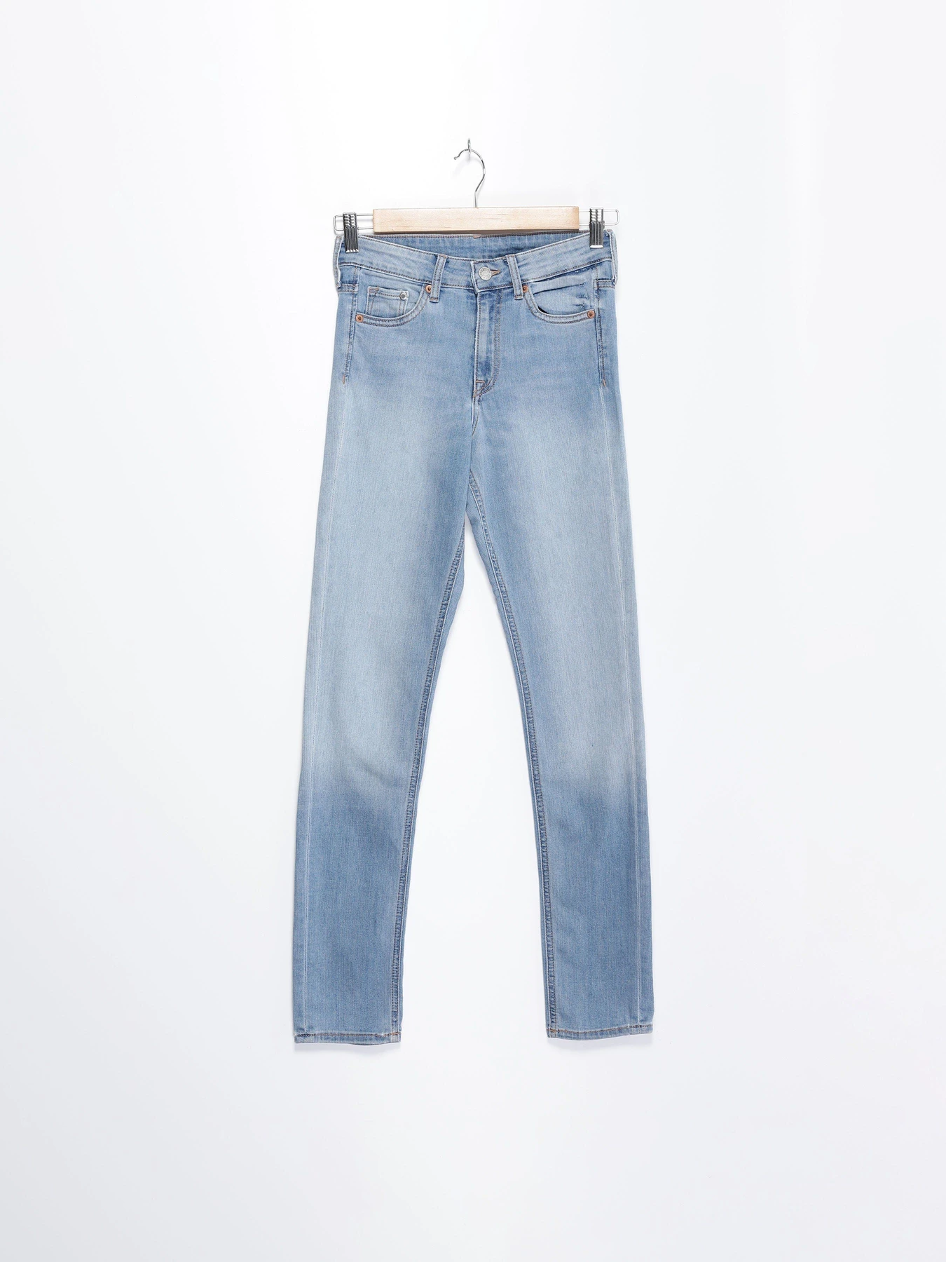 Джинси H&M модель 0519583_с.синій Джинси H&M модель 0519583_с.синій Фото