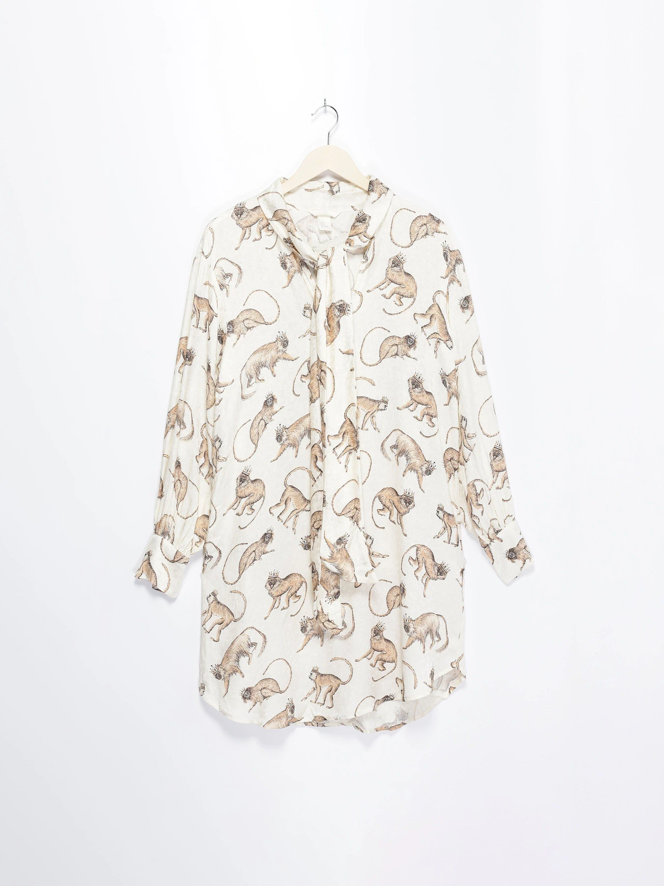 Платья H&M модель 0541917_білий комб. Фото