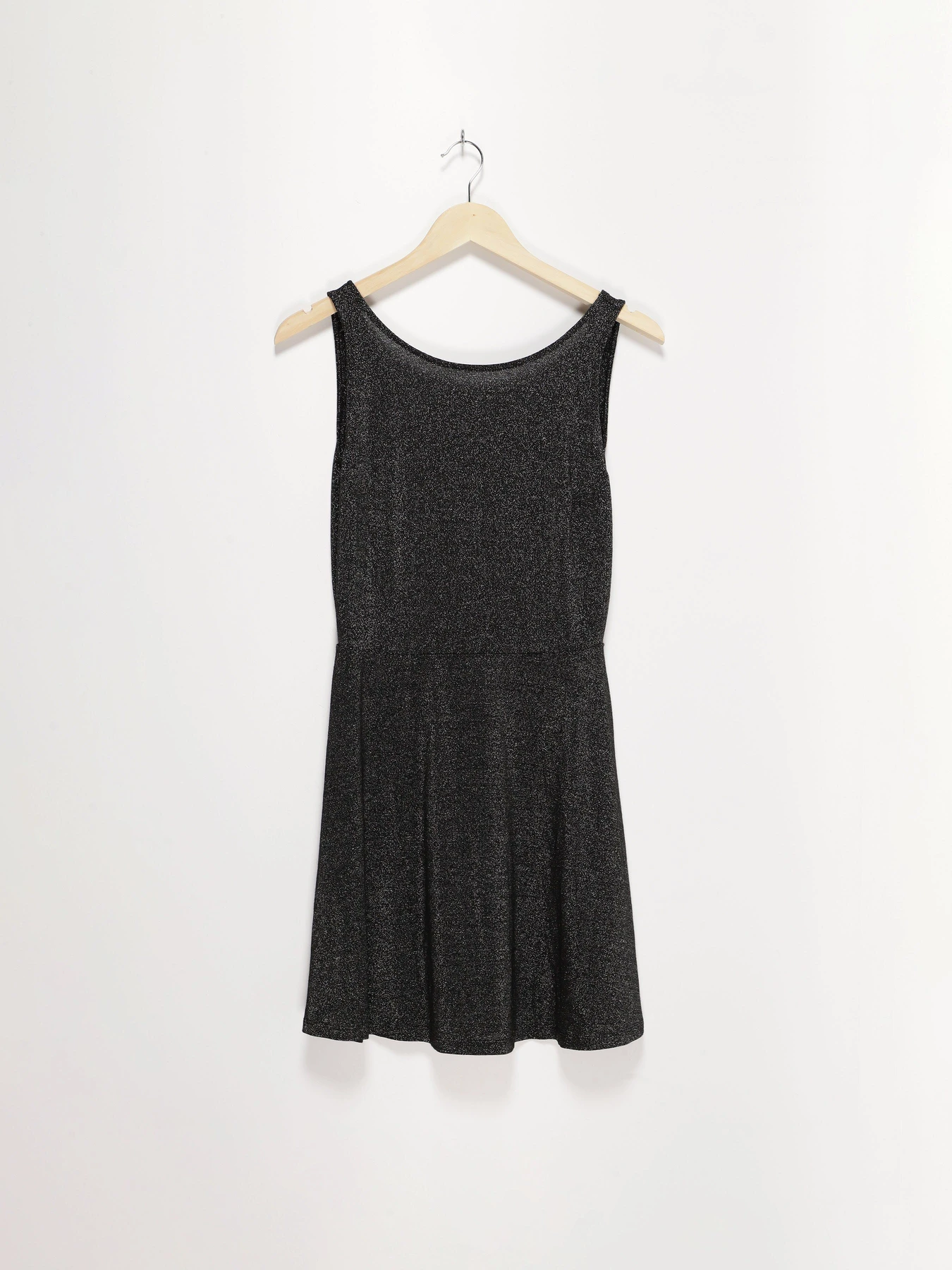 Сукні H&M модель 0559014_чорний комб. Фото