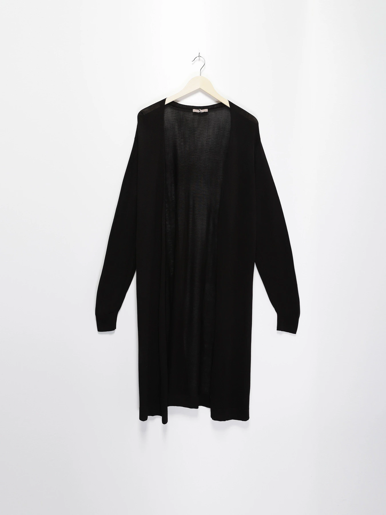 Свитры и кардиганы H&M модель 0579966_чорний Фото
