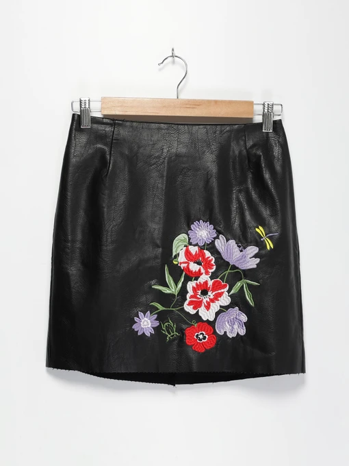 Юбки H&M модель 0580145_чорний комб. Фото