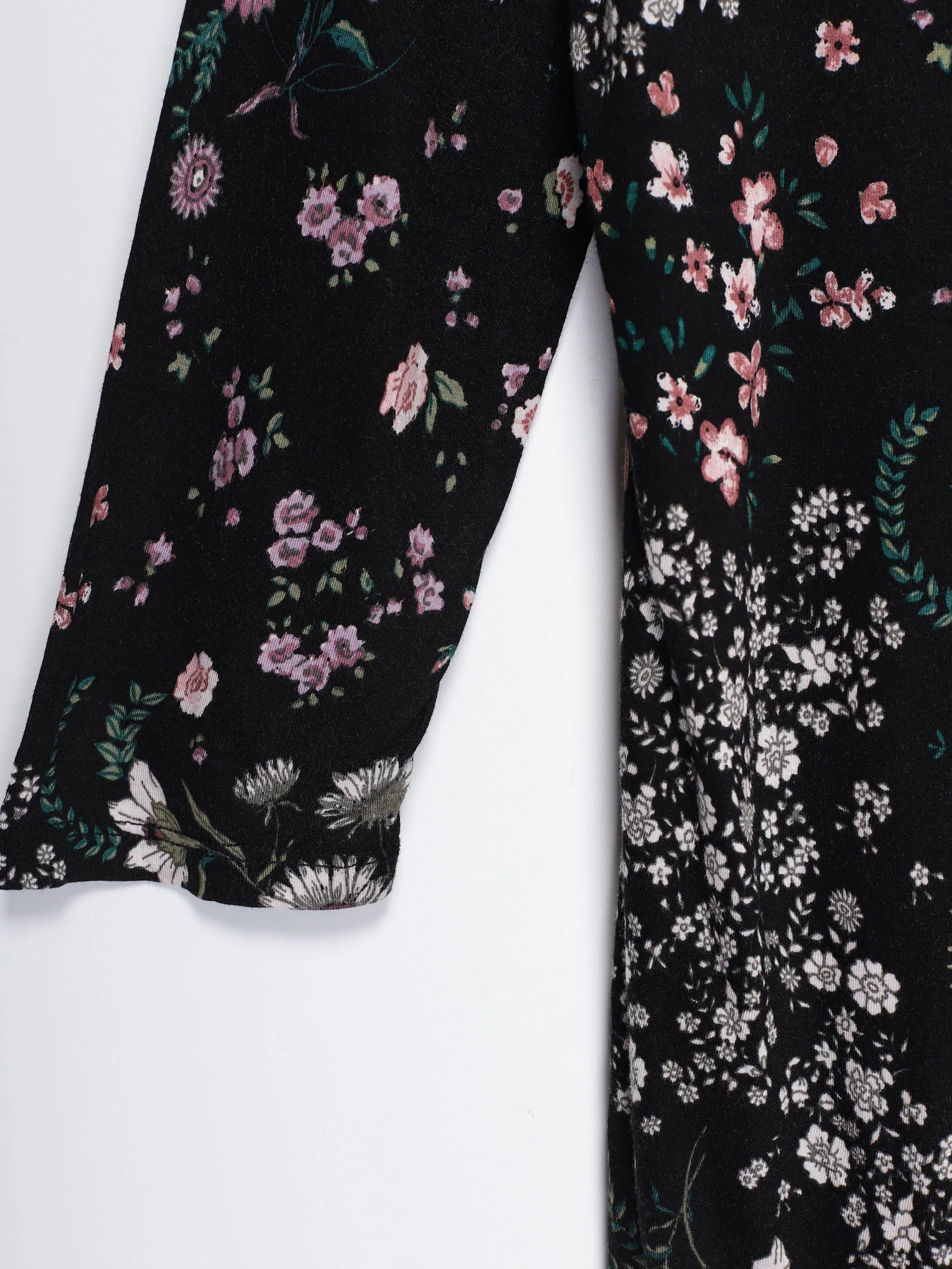 Рубашки H&M модель 0586664_чорний комб. Фото