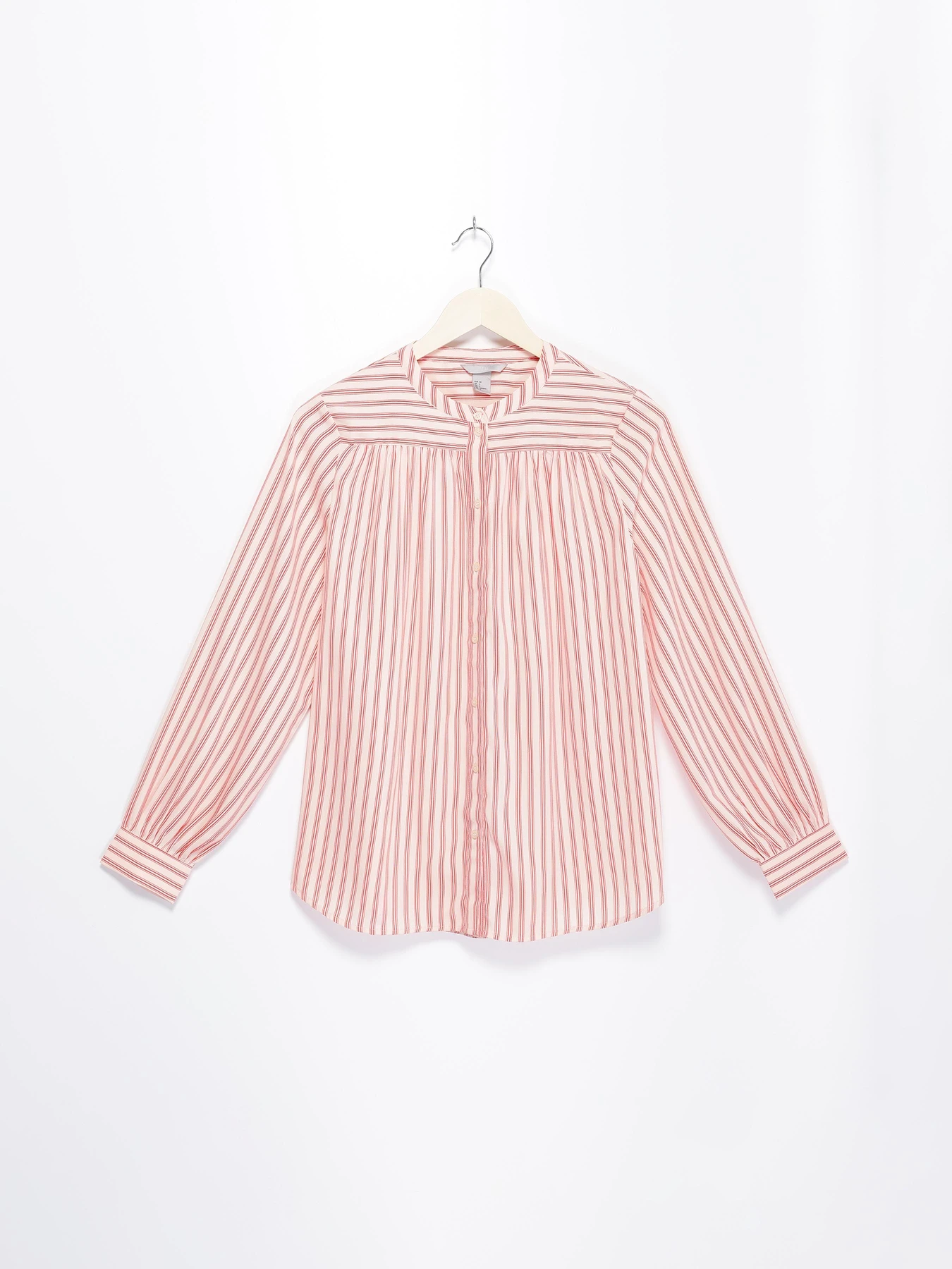 Рубашки H&M модель 0595366_кремовий з червоним Рубашки H&M модель 0595366_кремовий з червоним Фото