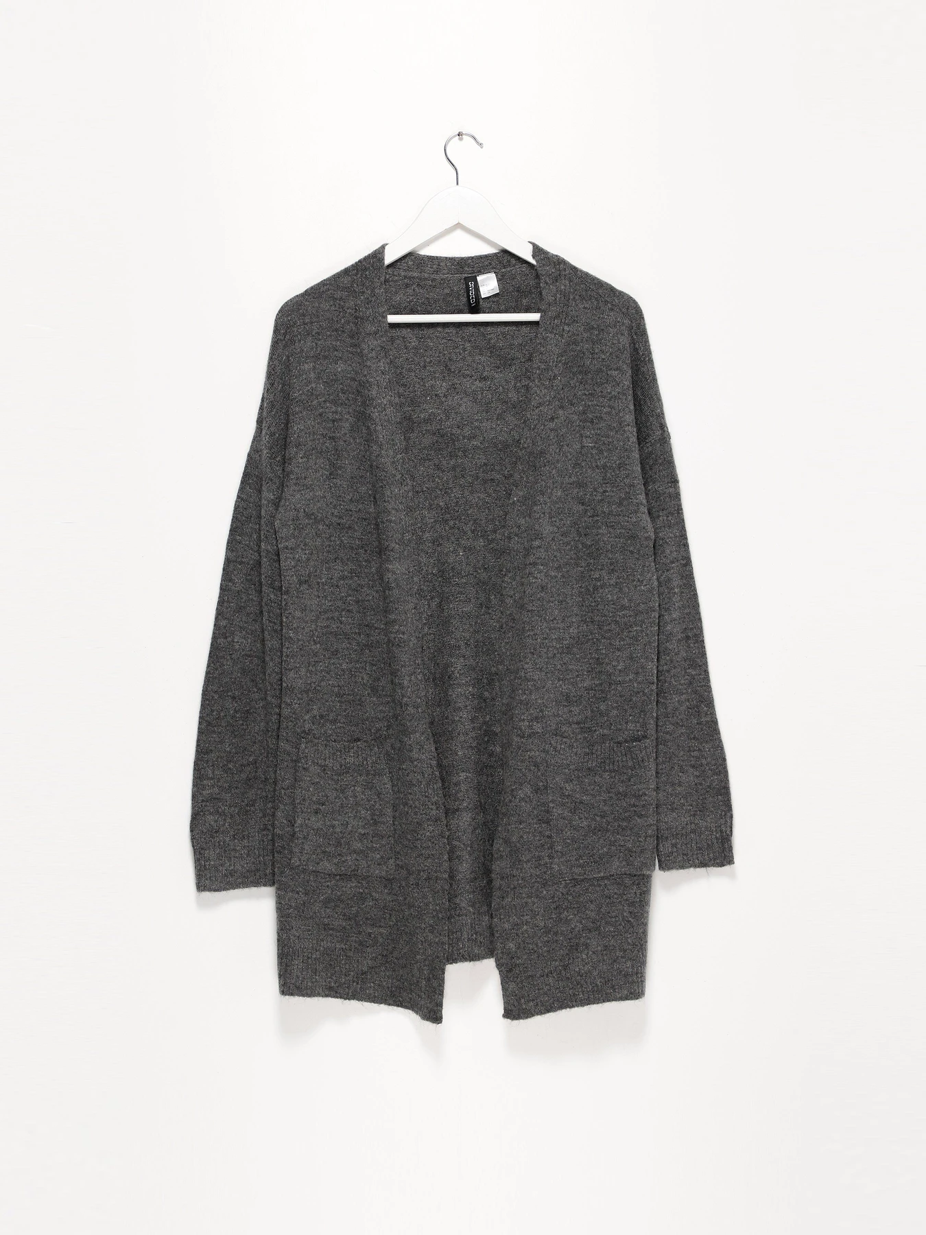 Светри та кардигани H&M модель 0685044_сірий Фото