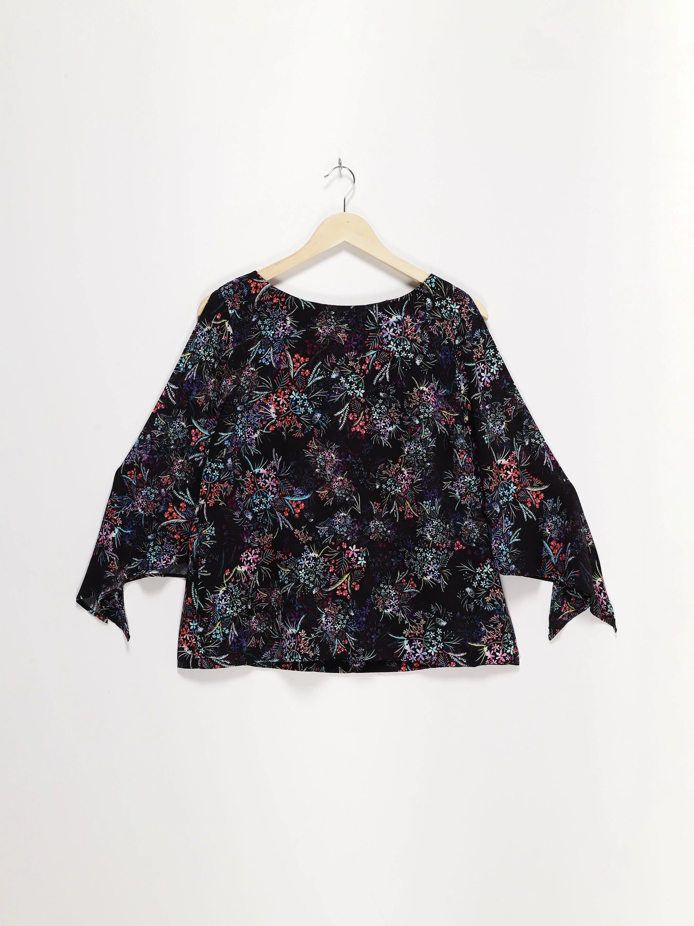 Рубашки H&M модель 0610036_комб. Фото
