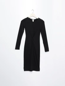 Платья H&M модель 0616222_чорний Фото