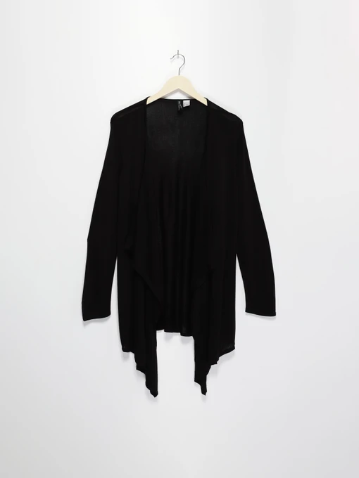 Светри та кардигани H&M модель 0620369_чорний Фото