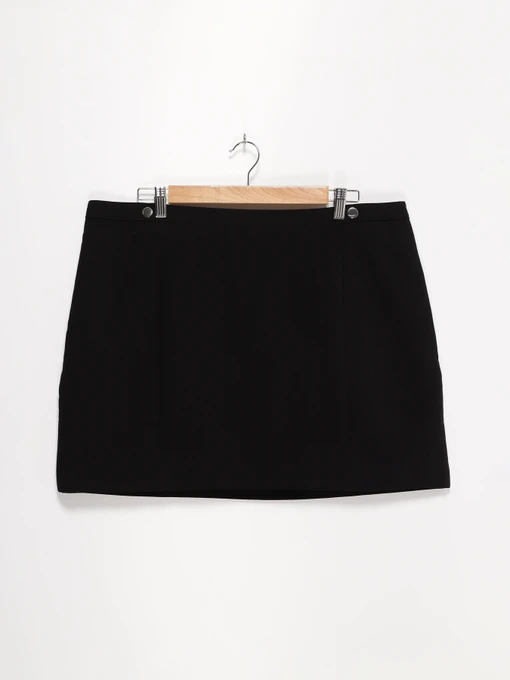 Юбки H&M модель 0625342_чорний Фото