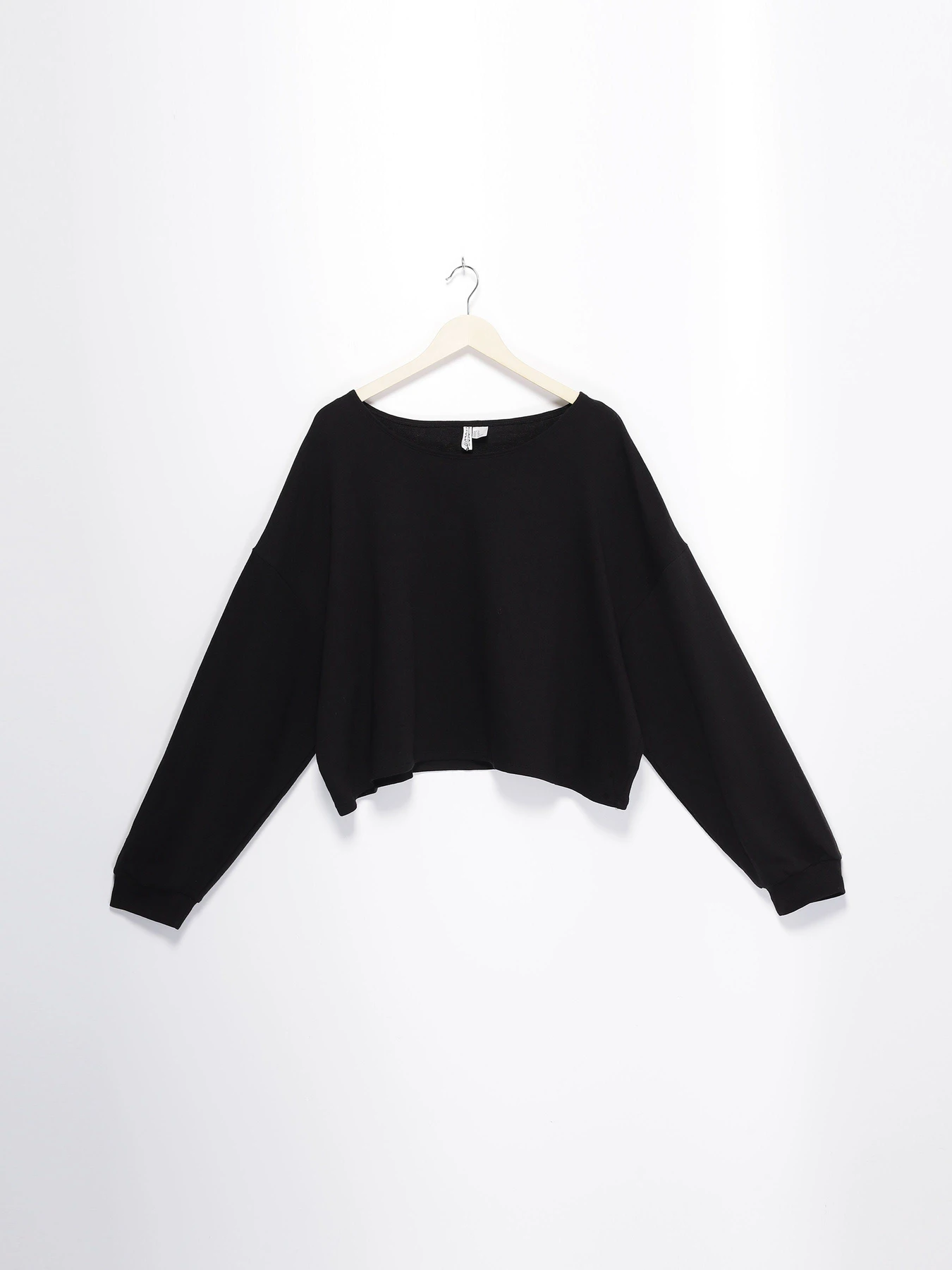 Худи и свитшоты H&M модель 0625927_чорний Худи и свитшоты H&M модель 0625927_чорний Фото