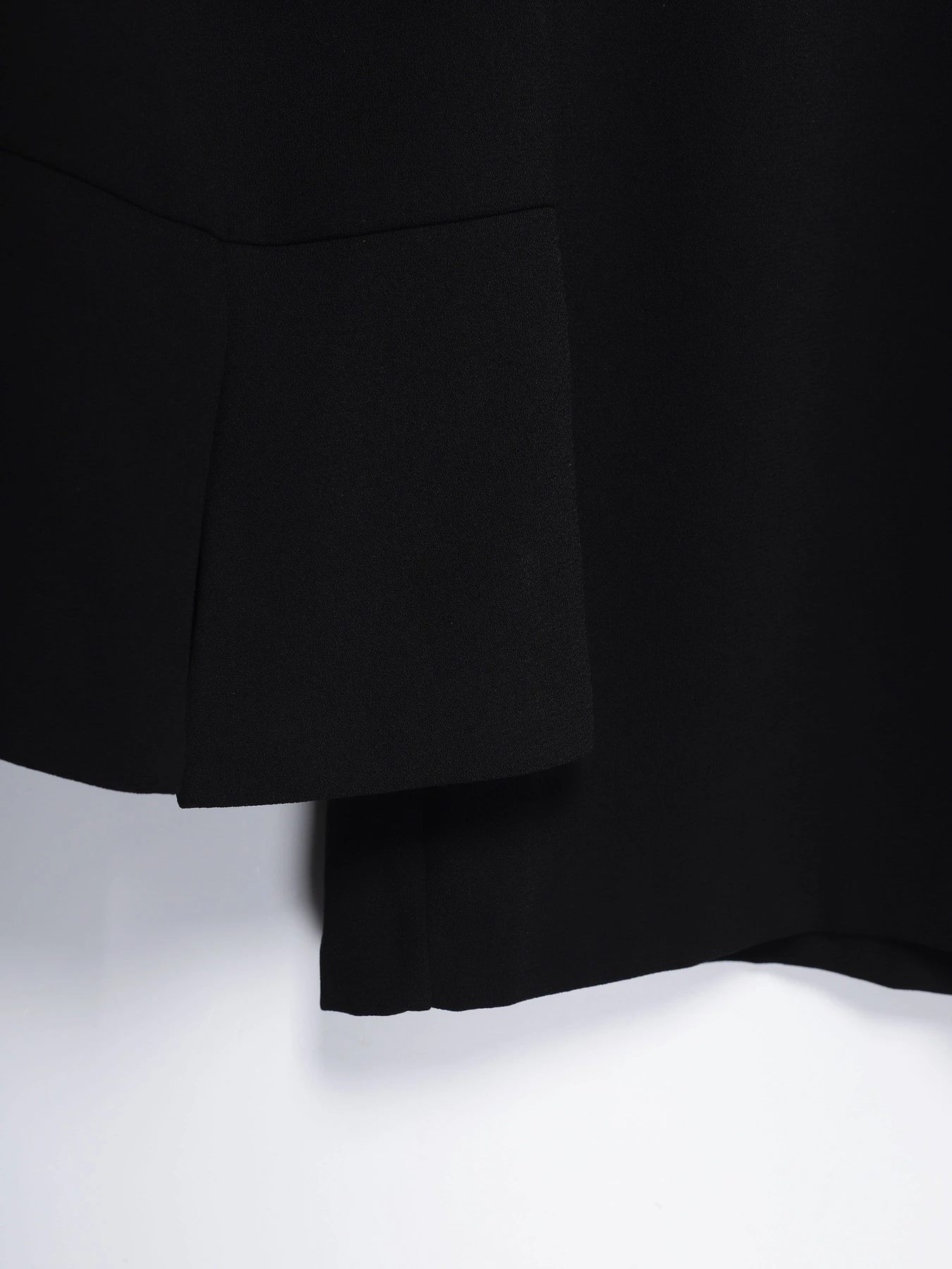 Рубашки H&M модель 0626592_чорний Рубашки H&M модель 0626592_чорний Фото