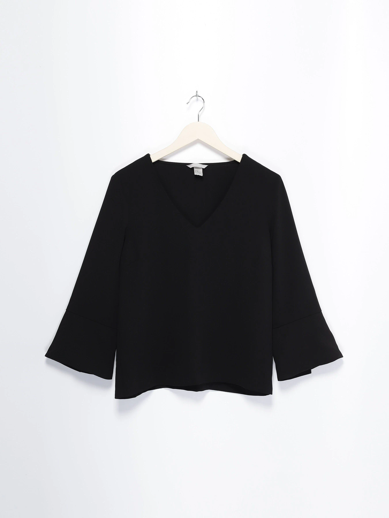 Рубашки H&M модель 0626592_чорний Рубашки H&M модель 0626592_чорний Фото