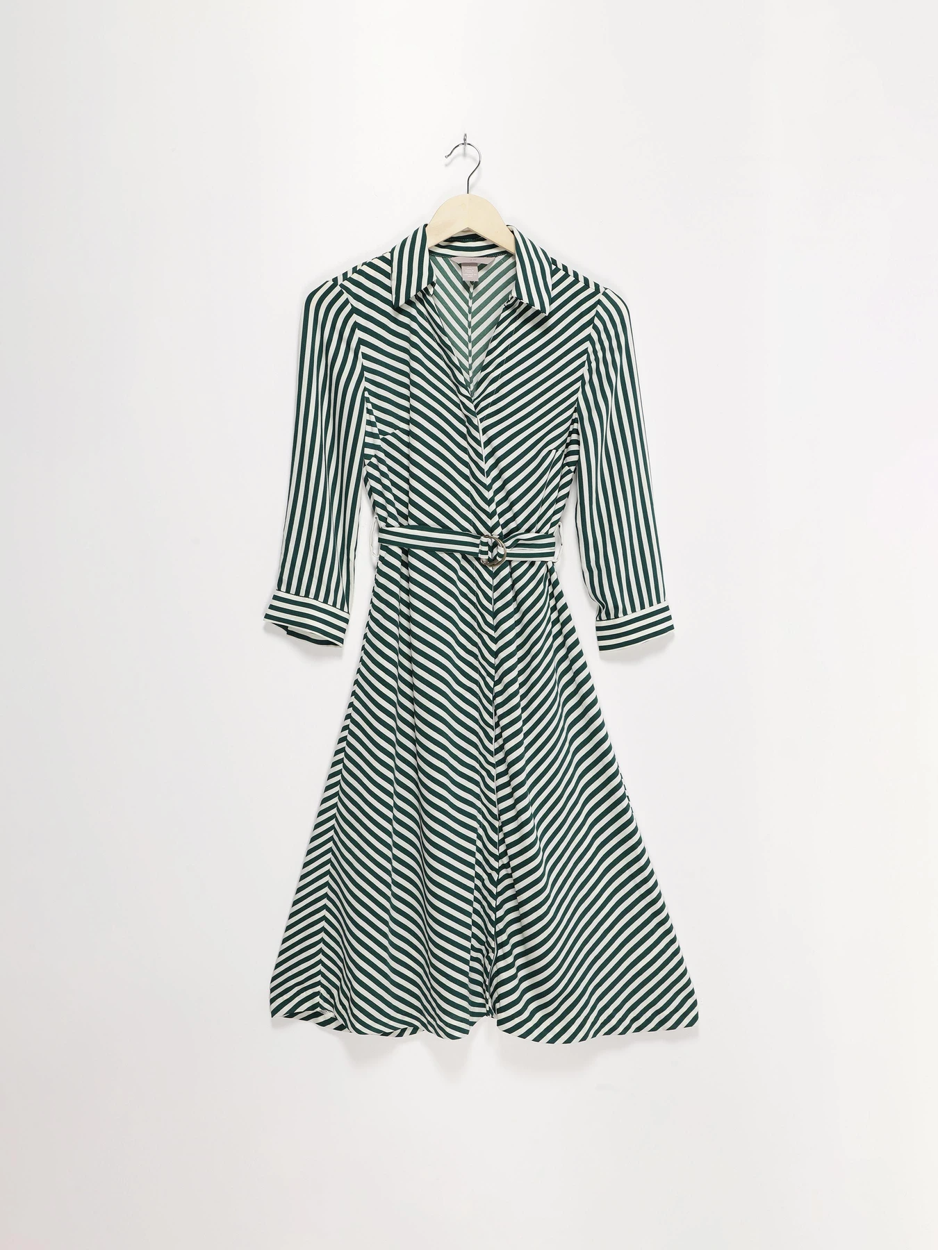 Сукні H&M модель 0637283_білий з т.зеленим Фото
